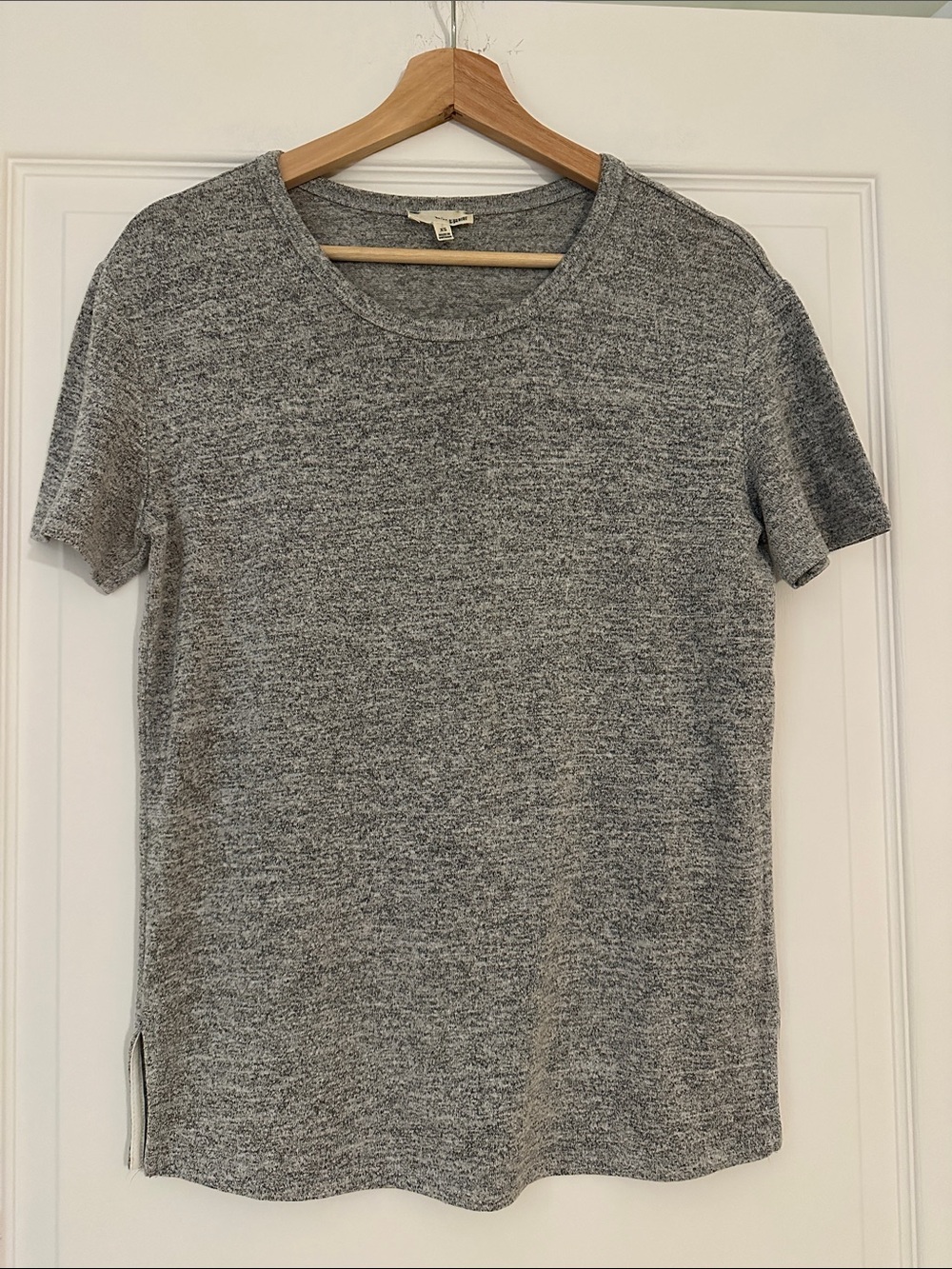 Wilfred Free Gray Heather Short Sleeve Crewneck Tee, Size XS